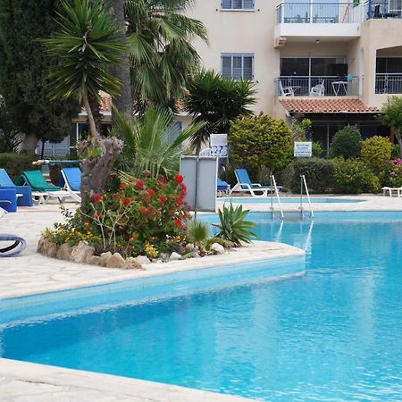 Rachel Suite By The Pool Paphos Esterno foto