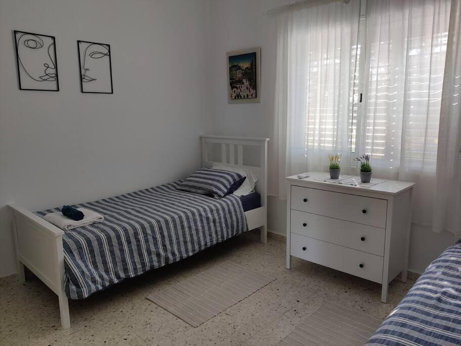 Rachel Suite By The Pool Paphos Esterno foto